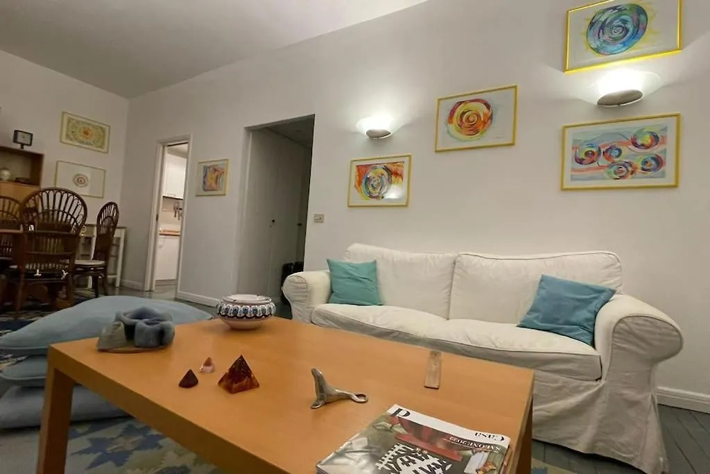 Vicolo San Trifone By Hili Apartment Rome